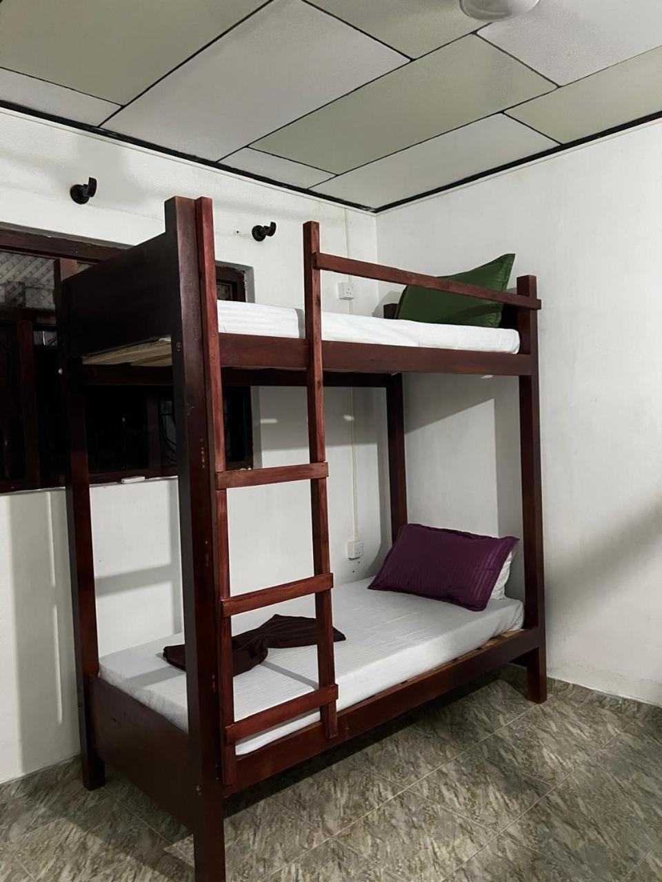 Honey Beach Hostel Negombo Luaran gambar