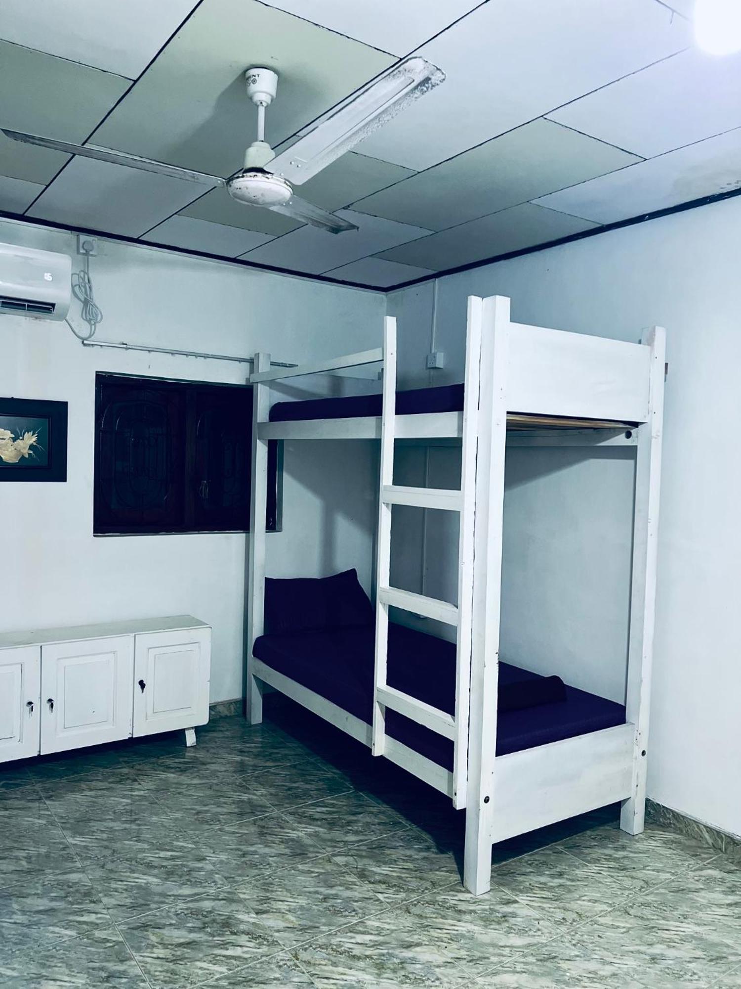 Honey Beach Hostel Negombo Luaran gambar