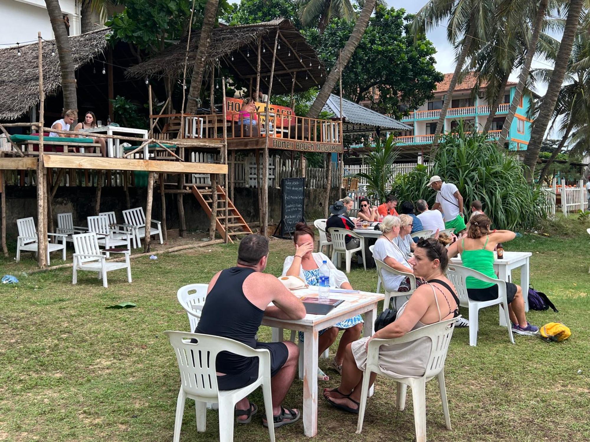 Honey Beach Hostel Negombo Luaran gambar